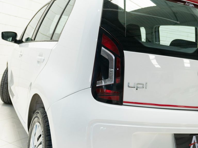 VolksWagen up! take 1.0 Total Flex 12V 5p