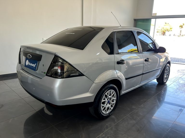 Ford Fiesta Sedan 1.0 8V Flex 4p