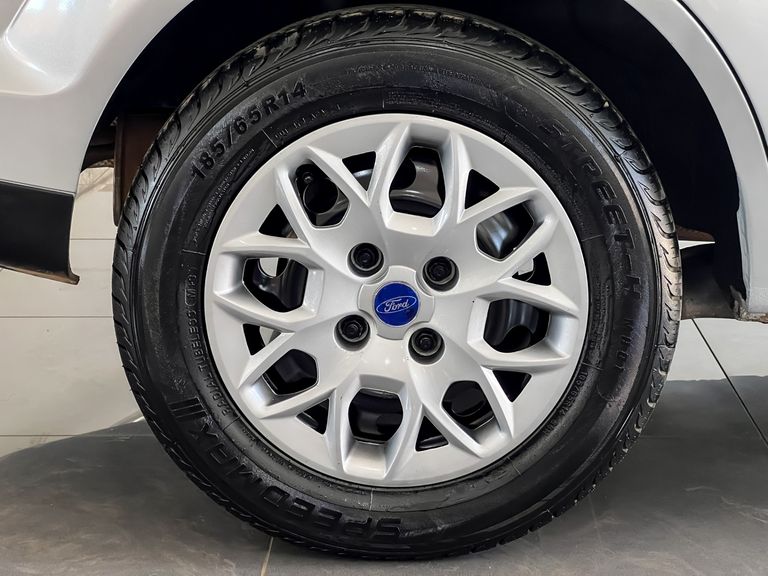 Ford Fiesta Sedan 1.0 8V Flex 4p