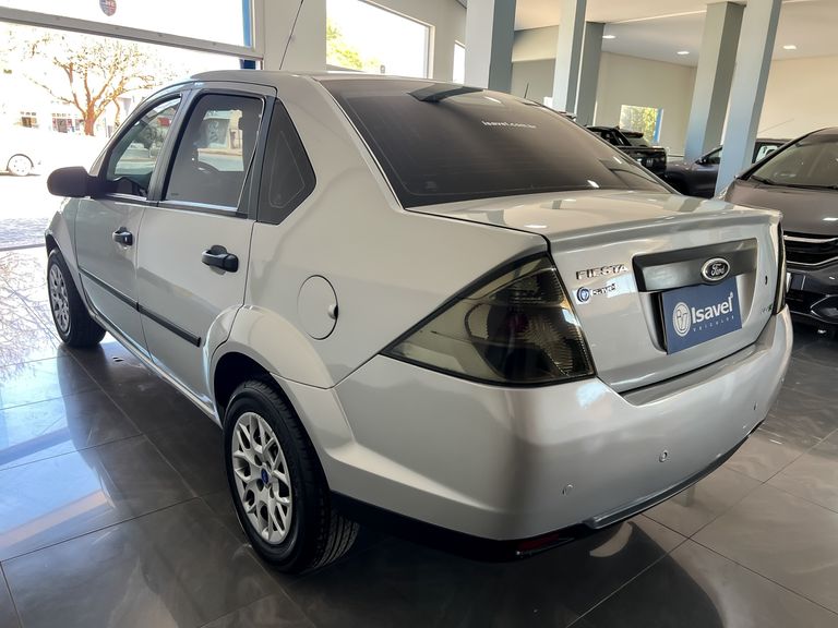 Ford Fiesta Sedan 1.0 8V Flex 4p