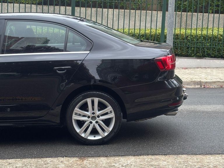 VolksWagen JETTA Highline 2.0 TSI 16V 4p Tiptronic