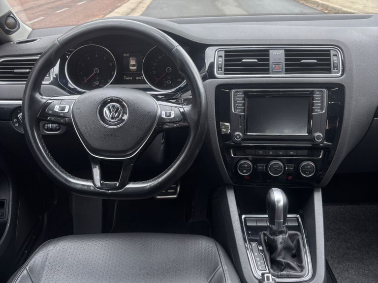 VolksWagen JETTA Highline 2.0 TSI 16V 4p Tiptronic