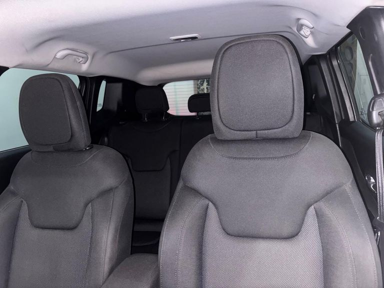 Jeep Renegade Sport 1.8 4x2 Flex 16V Aut.