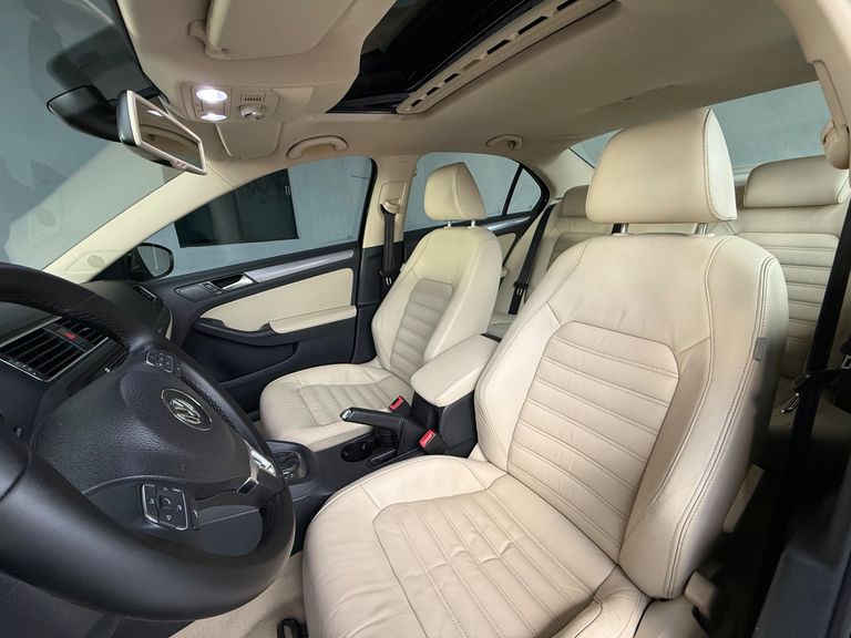 VolksWagen JETTA Highline 2.0 TSI 16V 4p Tiptronic