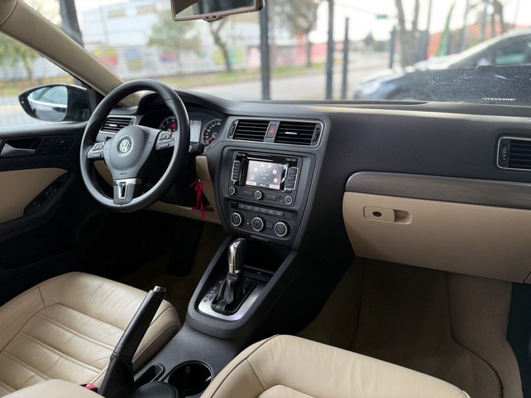 VolksWagen JETTA Highline 2.0 TSI 16V 4p Tiptronic