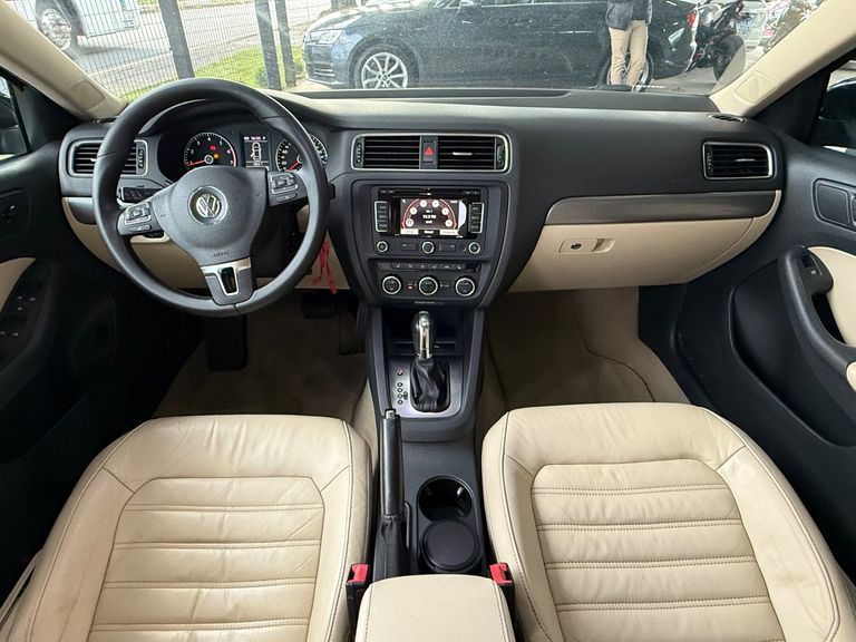 VolksWagen JETTA Highline 2.0 TSI 16V 4p Tiptronic