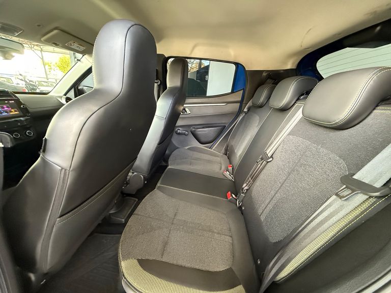 Renault KWID OUTSIDER 1.0 Flex 12V 5p Mec.