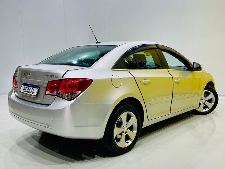 Chevrolet CRUZE LT 1.8 16V FlexPower 4p Aut.