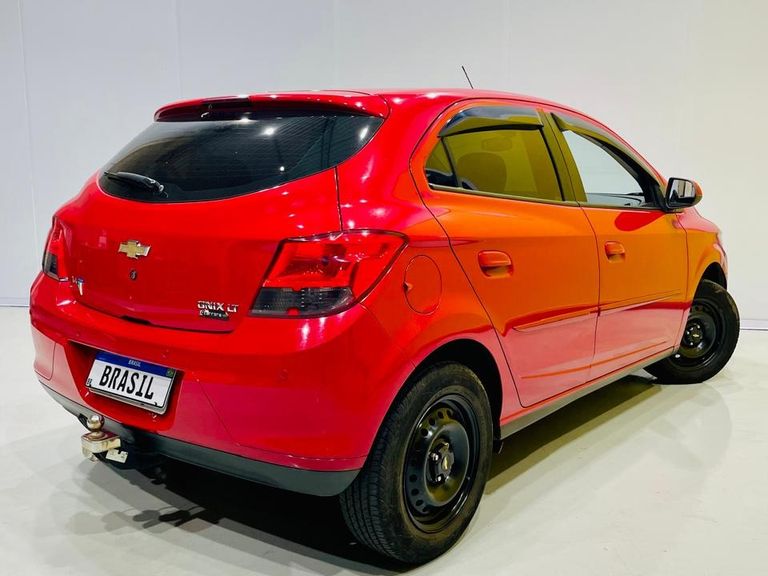 Chevrolet ONIX HATCH LT 1.4 8V FlexPower 5p Mec.