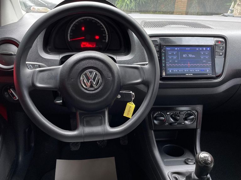 VolksWagen up! take 1.0 Total Flex 12V 5p