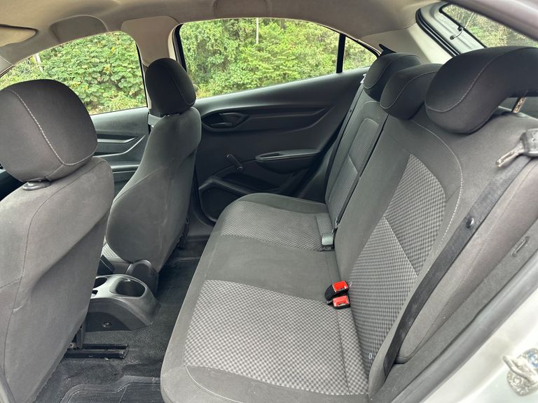 Chevrolet ONIX HATCH Joy 1.0 8V Flex 5p Mec.