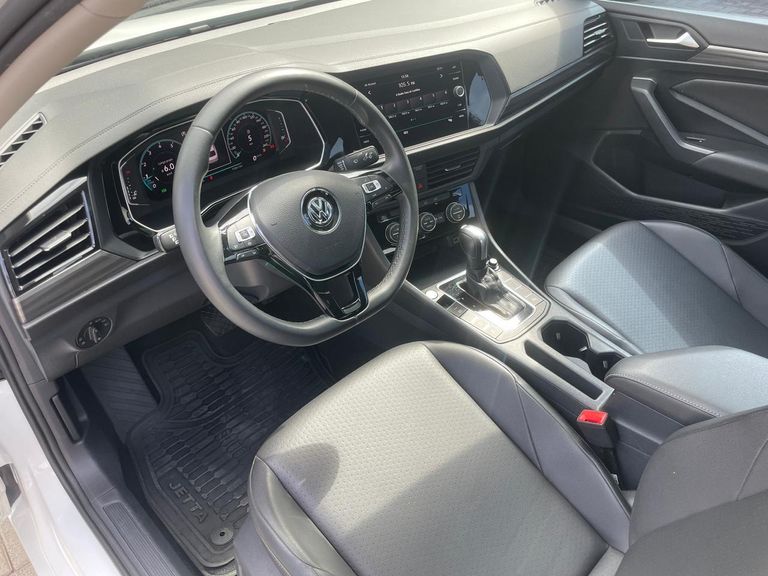 VolksWagen JETTA Comfort. 250 TSI 1.4 Flex 16v Aut.