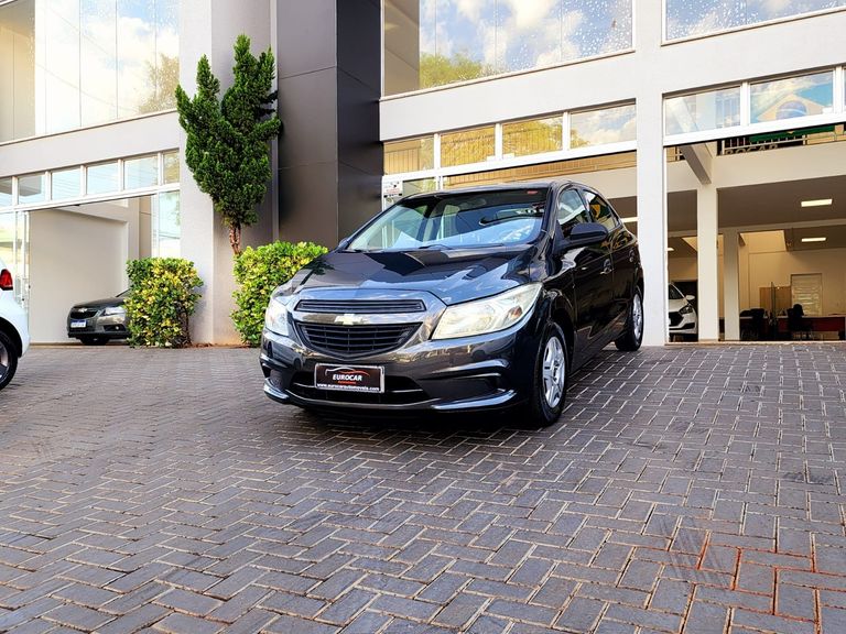 Chevrolet ONIX HATCH Joy 1.0 8V Flex 5p Mec.
