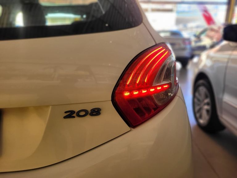 Peugeot 208 Allure 1.5 Flex 8V 5p