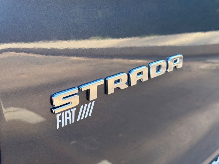 Fiat Strada Volcano 1.3 Flex 8V CD Aut.