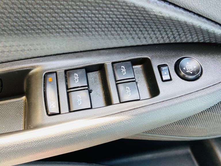 Chevrolet ONIX HATCH LT 1.0 12V Flex 5p Mec.