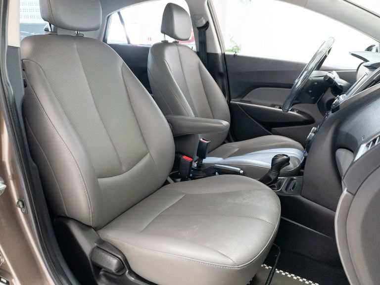 Hyundai HB20S Premium 1.6 Flex 16V Aut. 4p