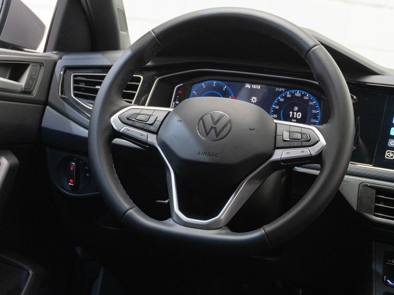 VolksWagen Nivus Highline 1.0 200 TSI Flex Aut.