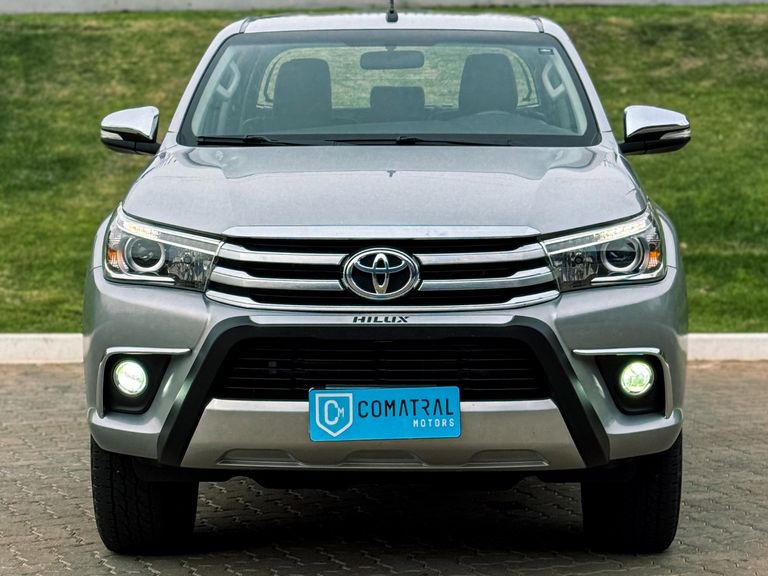 Toyota Hilux CD SRX 4x4 2.8 TDI 16V Diesel Aut.