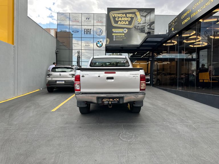 Toyota Hilux CD SRV D4-D 4x4 3.0 TDI Diesel Aut