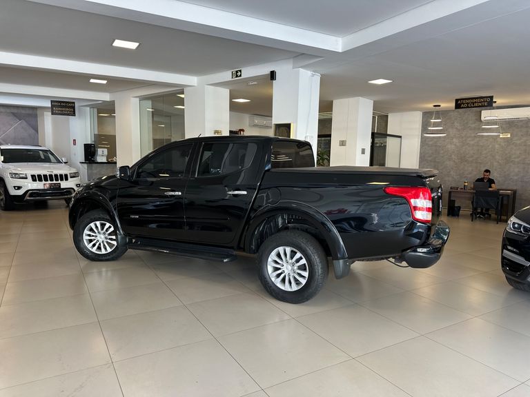 Mitsubishi L200 Triton Sport HPE 2.4 CD Diesel Aut.