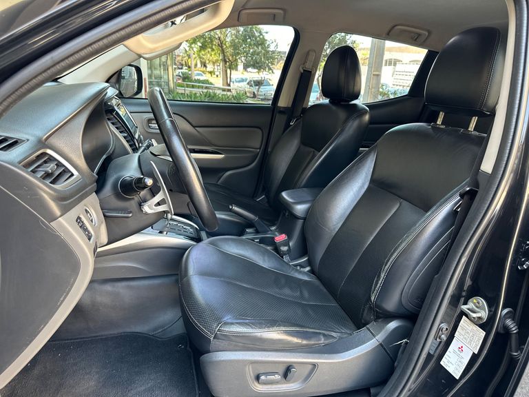 Mitsubishi L200 Triton Sport HPE 2.4 CD Diesel Aut.