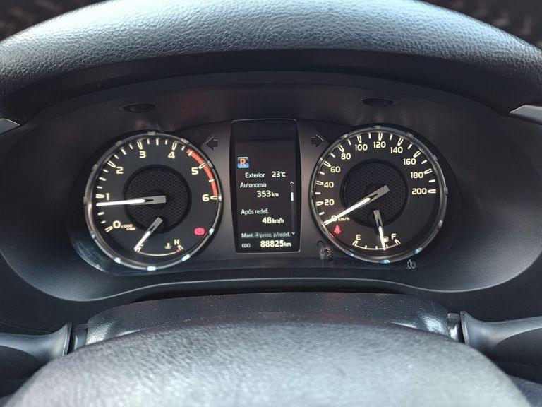 Toyota Hilux CD SRX 4x4 2.8 TDI 16V Diesel Aut.