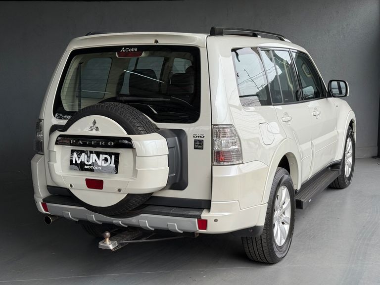 Mitsubishi Pajero HPE Full 3.2 4x4 T.I.Dies. 5p Aut