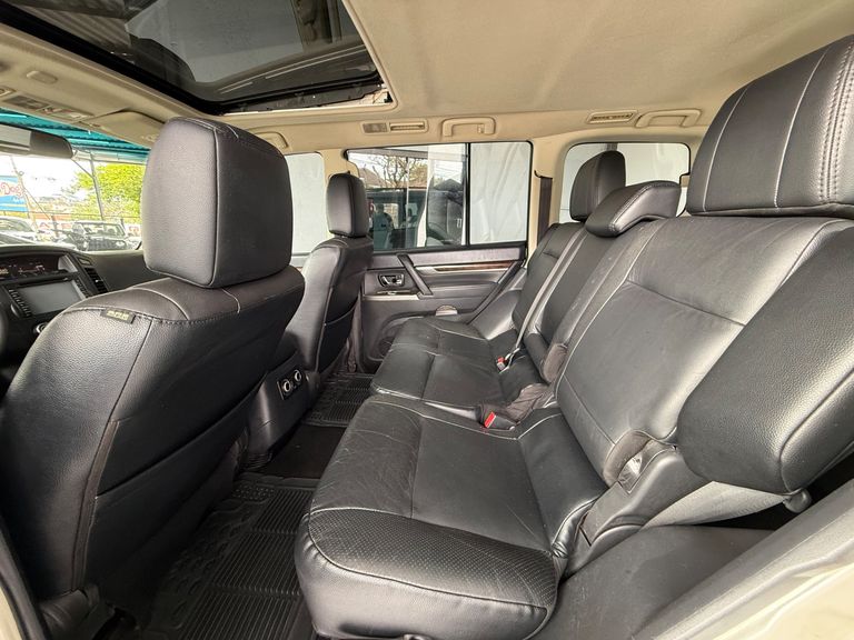 Mitsubishi Pajero HPE Full 3.2 4x4 T.I.Dies. 5p Aut