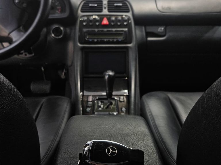 Mercedes CLK-320 Elegance Cabriolet