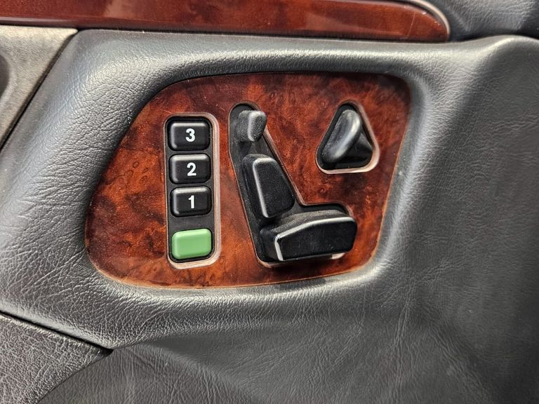 Mercedes E-420 Classic/Elegance/Avantgarde