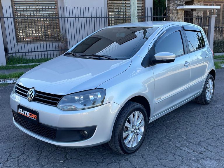 VolksWagen Fox 1.6 Mi Total Flex 8V 5p