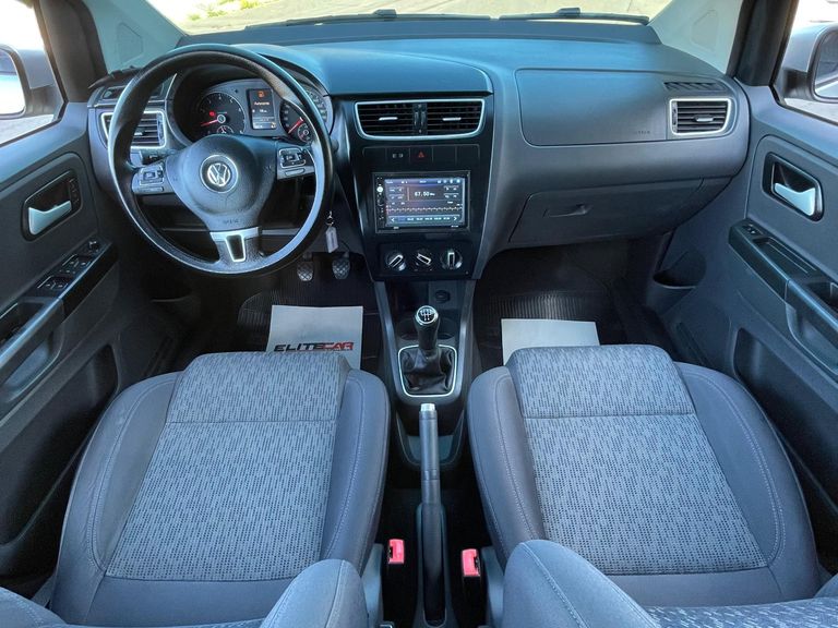 VolksWagen Fox 1.6 Mi Total Flex 8V 5p