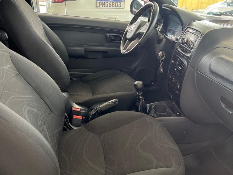 Fiat Strada Working HARD 1.4 Fire Flex 8V CD