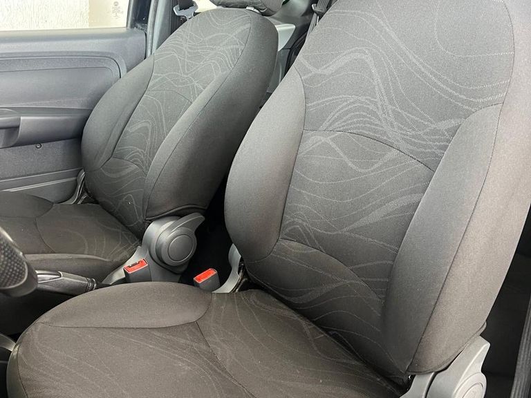 Fiat Strada Working HARD 1.4 Fire Flex 8V CD