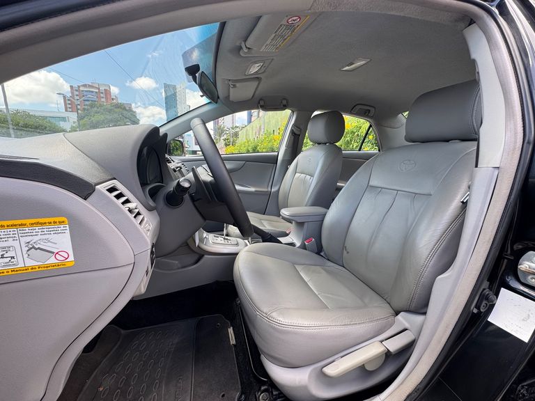 Toyota Corolla XEi 2.0 Flex 16V Aut.