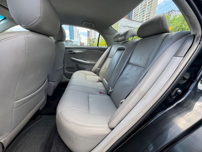 Toyota Corolla XEi 2.0 Flex 16V Aut.