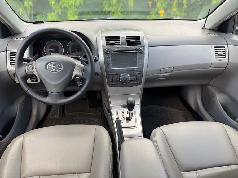 Toyota Corolla XEi 2.0 Flex 16V Aut.
