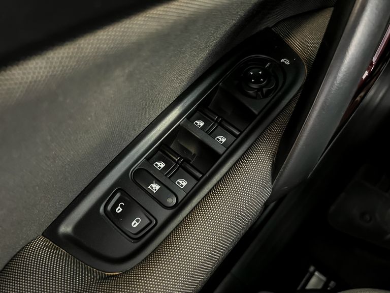 Fiat Toro Freedom 1.8 16V Flex Aut.