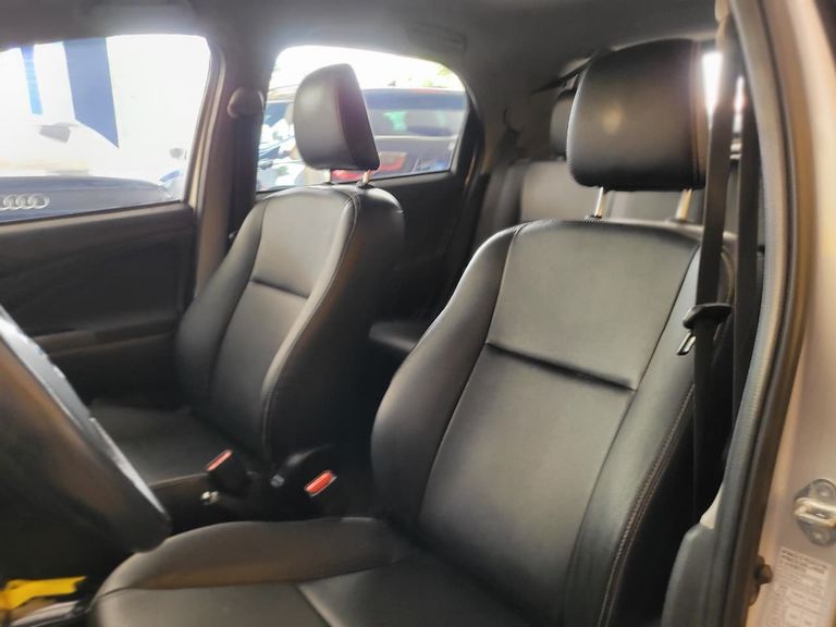 Toyota ETIOS XLS 1.5 Flex 5p Aut.