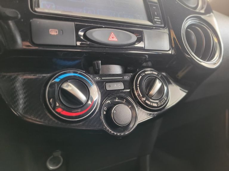 Toyota ETIOS XLS 1.5 Flex 5p Aut.