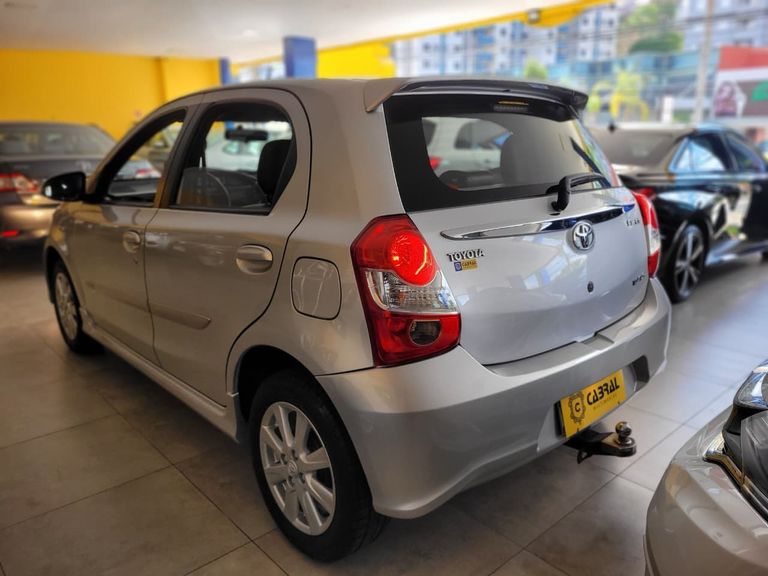 Toyota ETIOS XLS 1.5 Flex 5p Aut.