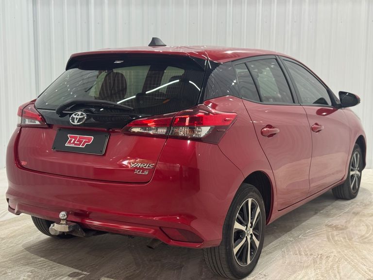 Toyota YARIS XLS Connect 1.5 Flex 16V 5p Aut.