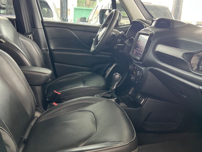 Jeep Renegade Long. T270 1.3 TB 4x2 Flex Aut.