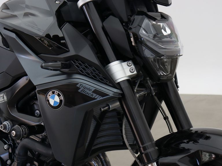 BMW F 900 R Sport 
