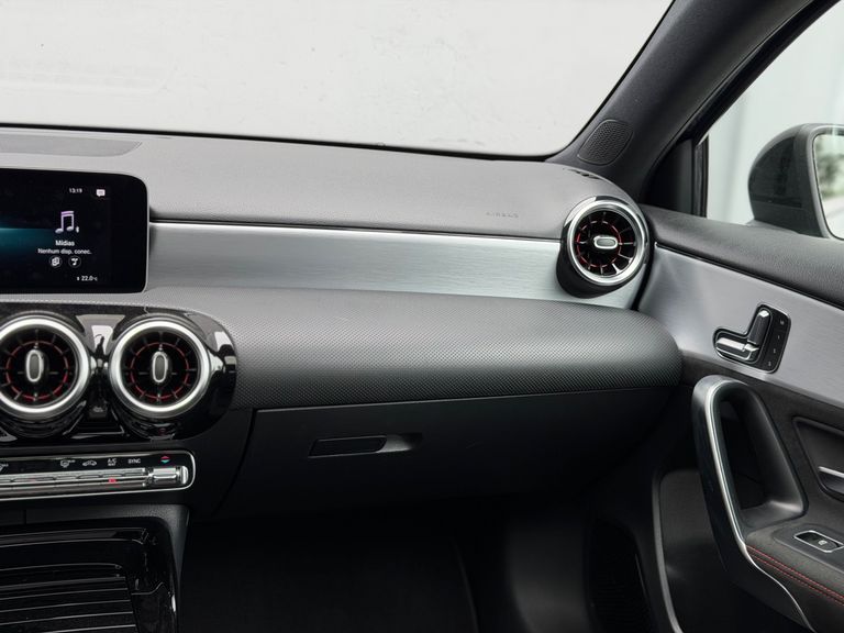 Mercedes A35 AMG Laun. Edition 4MATIC 2.0 TB Aut