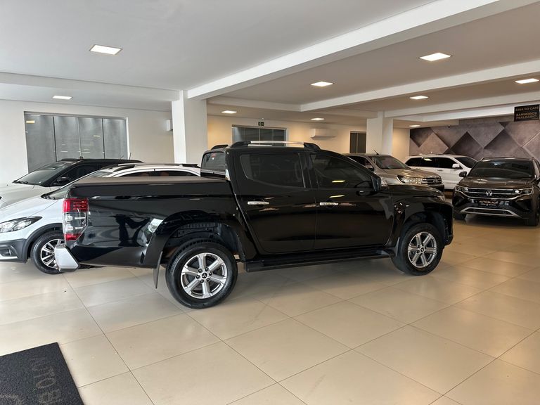 Mitsubishi L200 Triton Sport HPE 2.4 CD Diesel Aut.