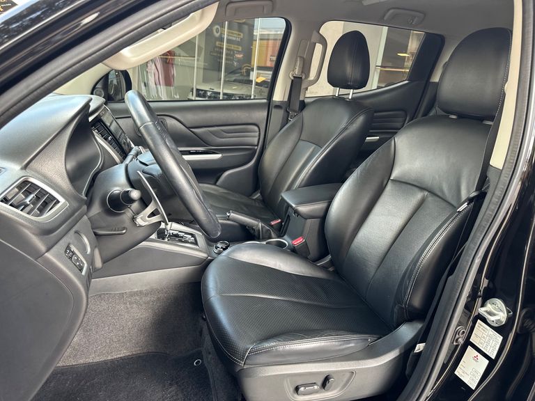 Mitsubishi L200 Triton Sport HPE 2.4 CD Diesel Aut.