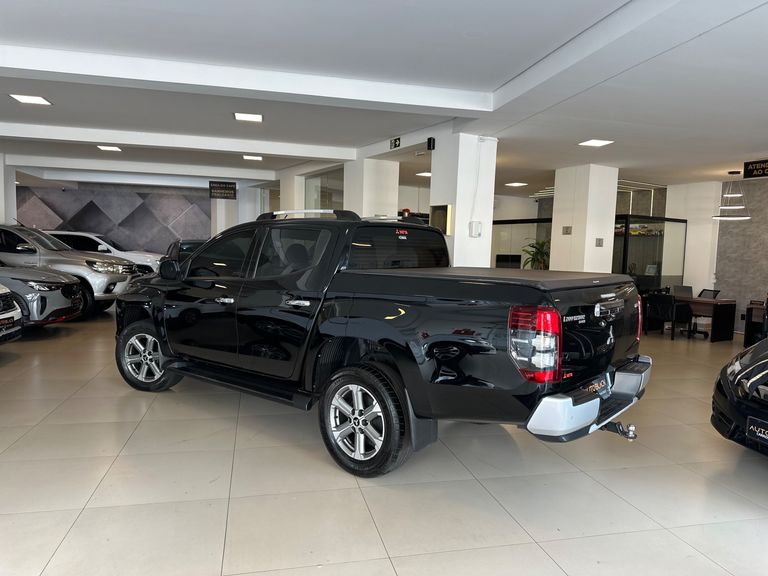Mitsubishi L200 Triton Sport HPE 2.4 CD Diesel Aut.