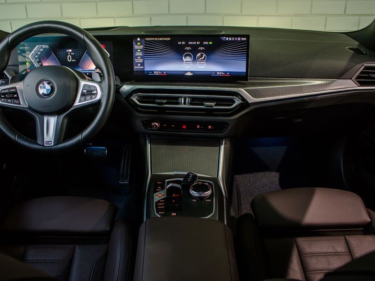 BMW 320iA 2.0 TB M Sport A.Flex/M.Sport 4p